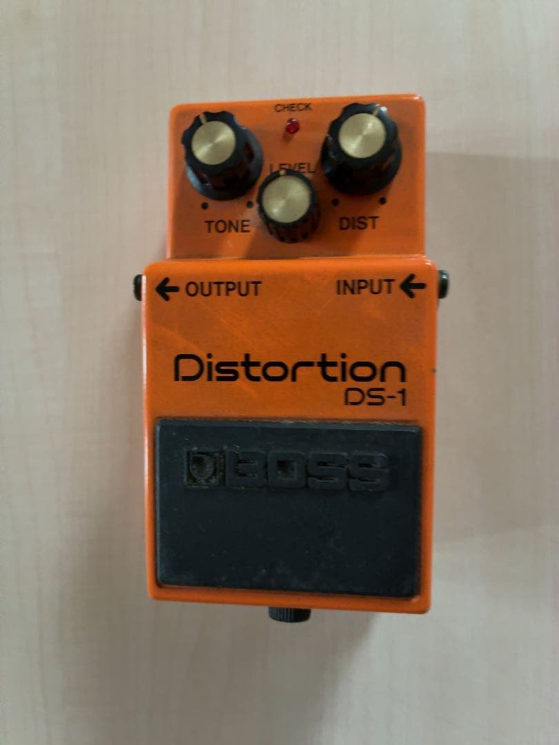 BOSS DS-1 ボス　ディストーション　ギターエフェクター　初期型　40年前