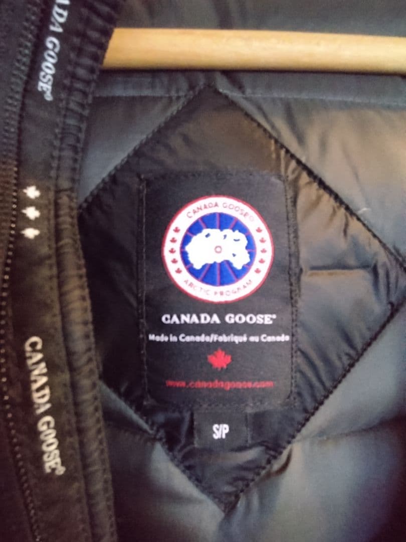 美品 カナダグース ダウンジャケット 5061L キャンプフーディ Sサイズ