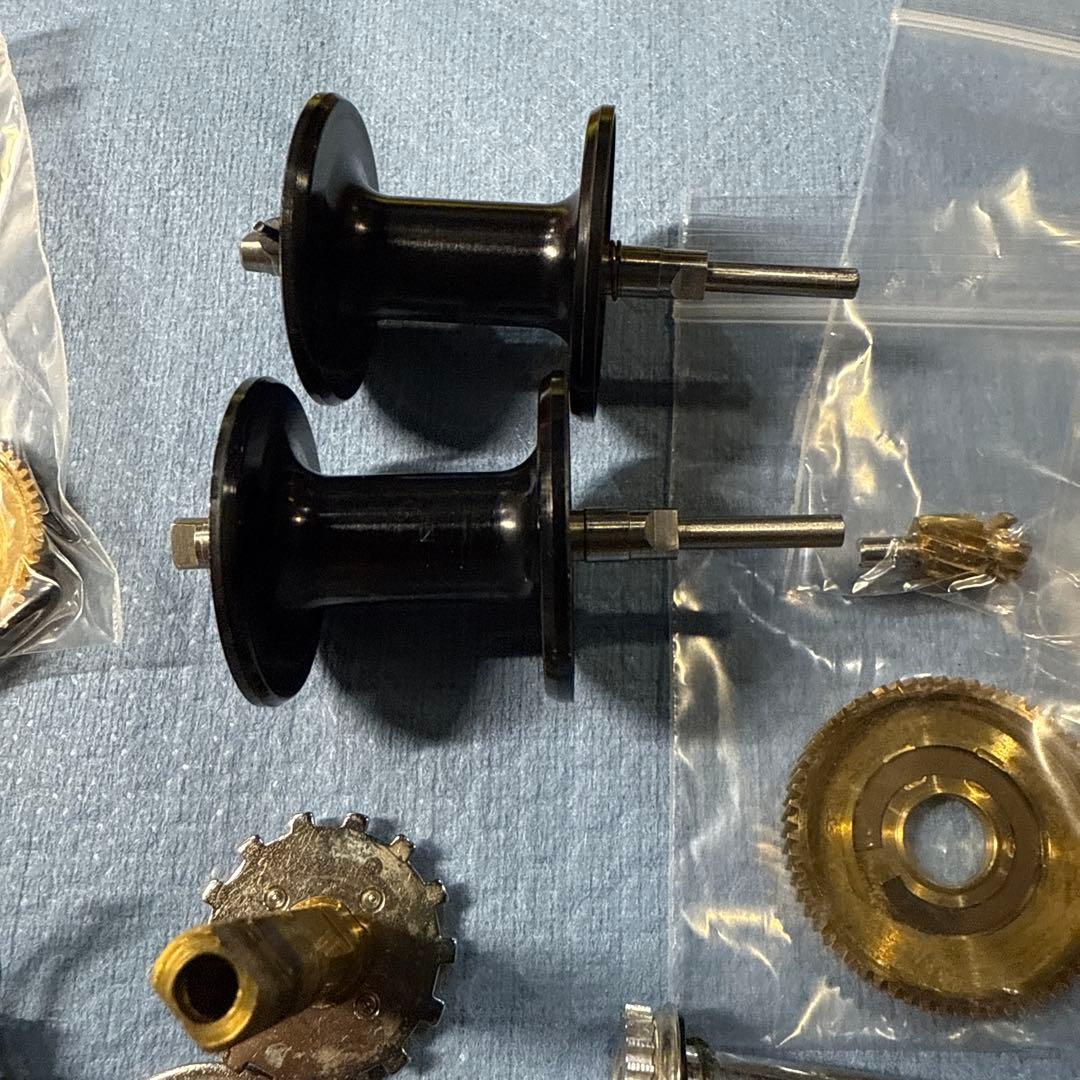 ABU アンバサダー2500c中古パーツ補修用に セット