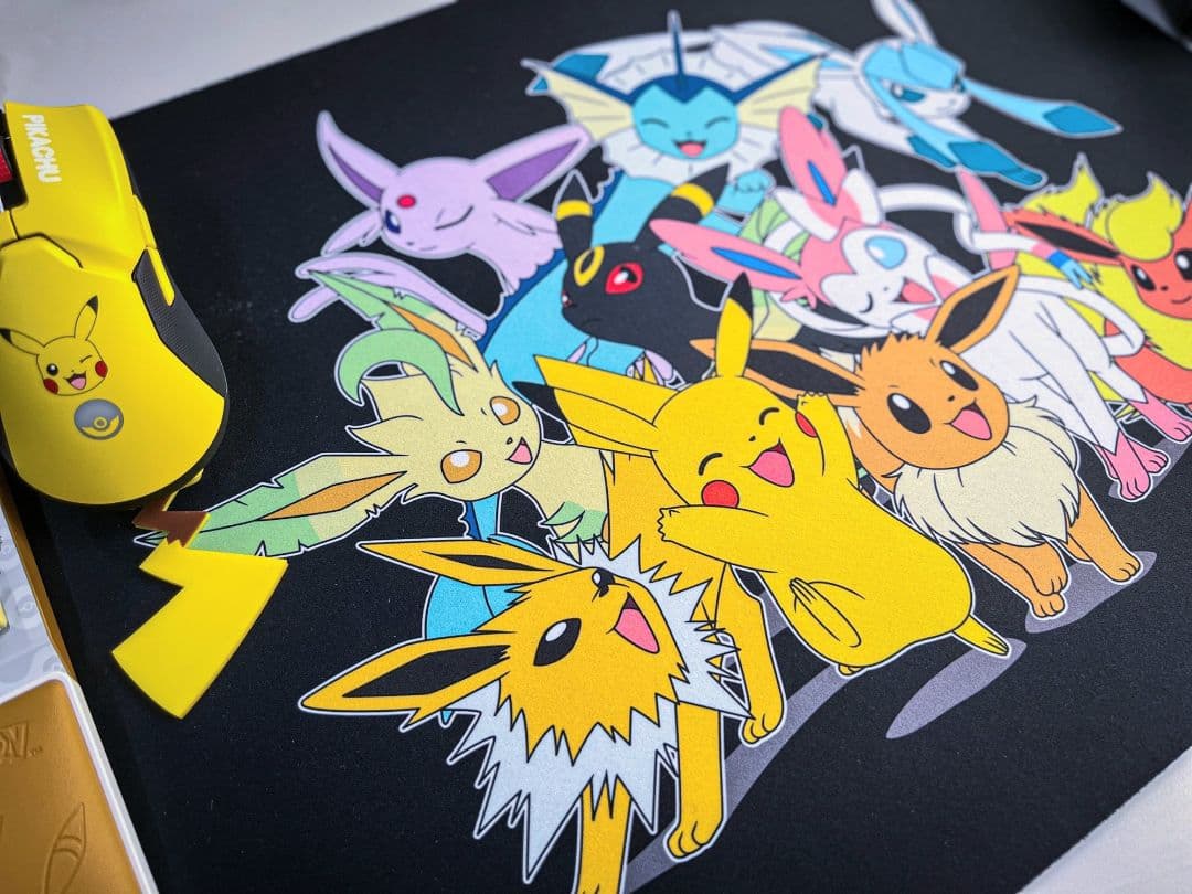 新品未使用品 Razer ポケモンコラボ マウスパッド XXL ピカチュウ