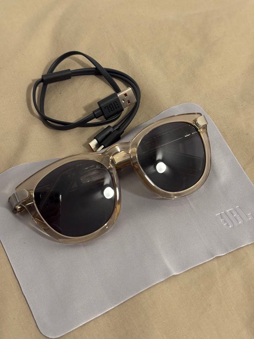 ア*イ様 JBL SOUNDGEAR FLAMES ROUND サングラス型ヘッ 割引