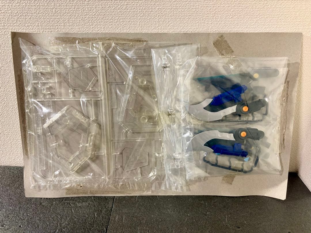 Zモード イカロス・ゼロ　イカロス・フォース　ダンボール戦機　LBX フィギュア