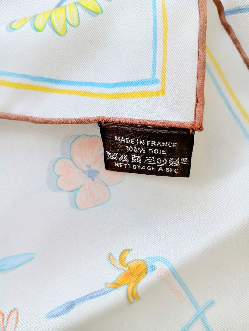 ＊即日発送【未使用品、箱付き】エルメス カレ70 《アイ・ライク・フラワーズ 》