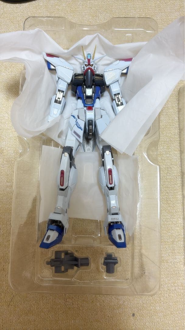 メタルビルド　フリーダムガンダム　再販分