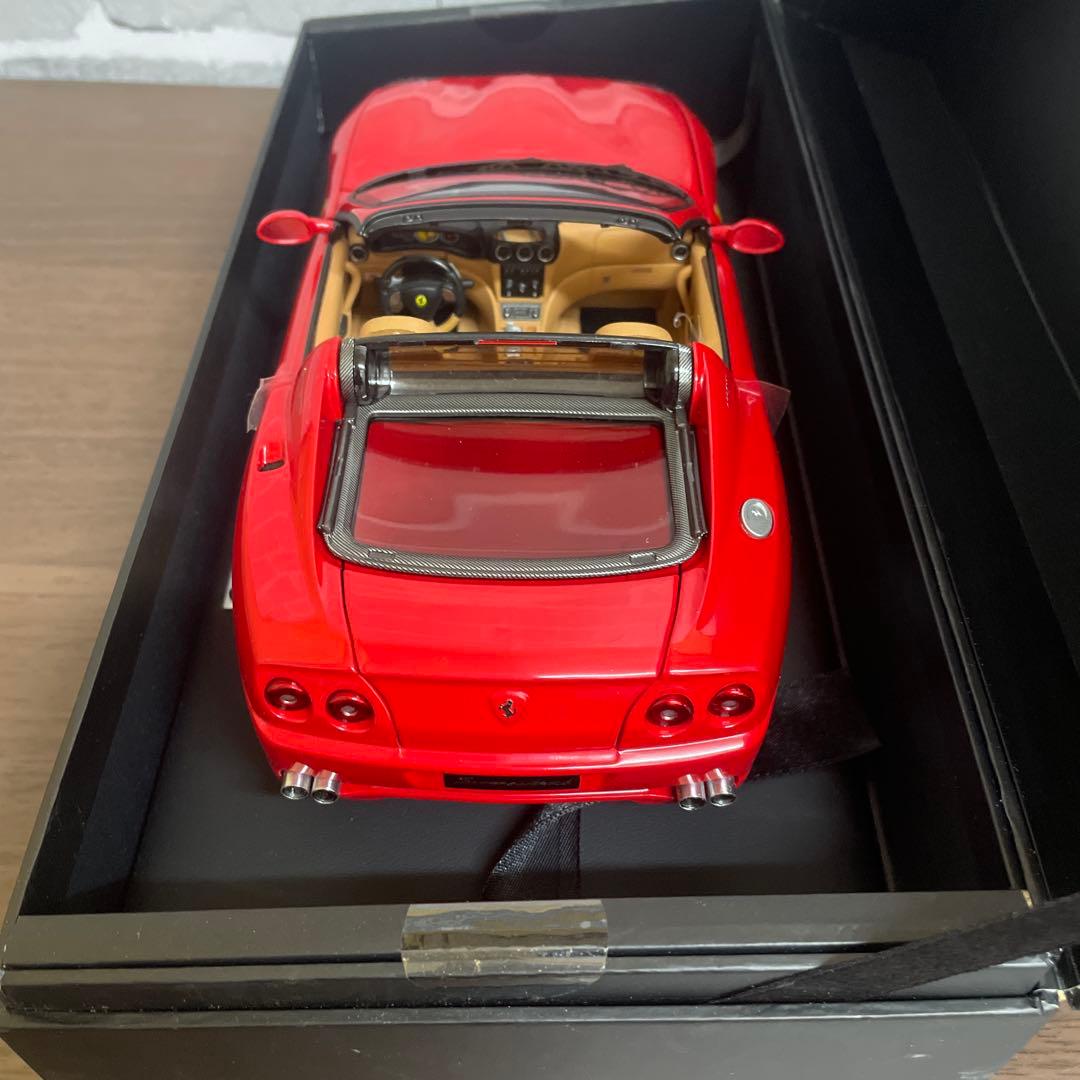 1/18 ホットウィールエリート フェラーリ Ferrari スーパーアメリカ