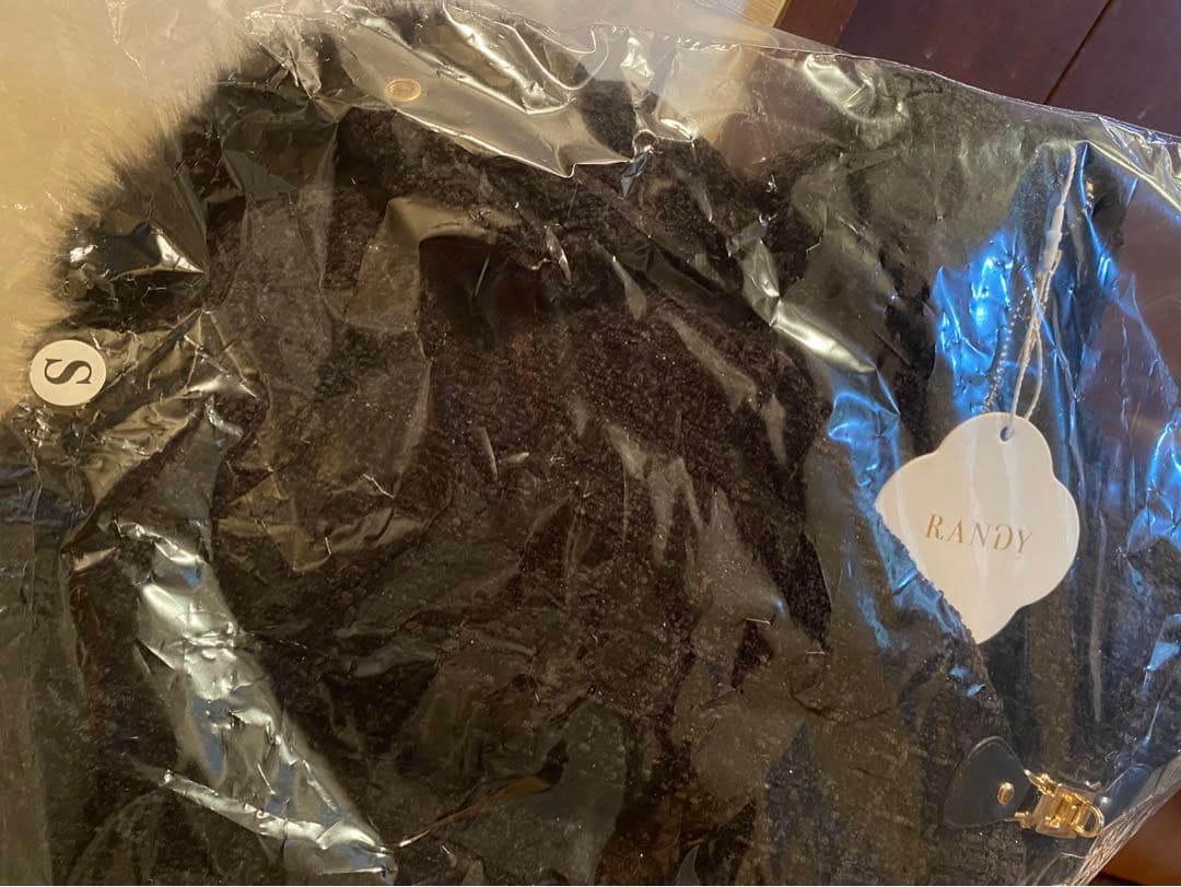 新品未使用 Randy アシンメトリーバックルツイードパデットジャケット