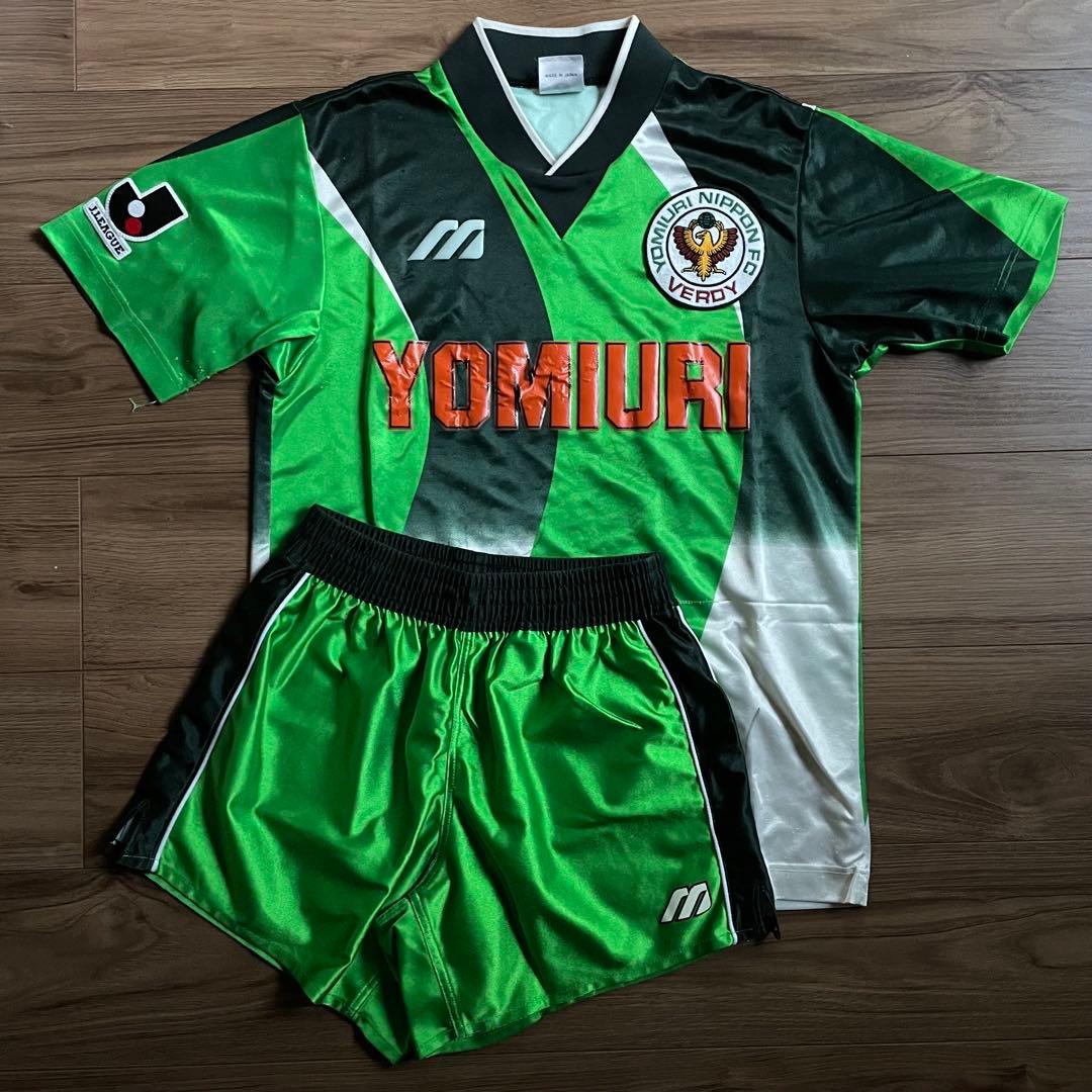 トラヴィス着用！激レア 読売ヴェルディユニフォーム上下 - メルカリ