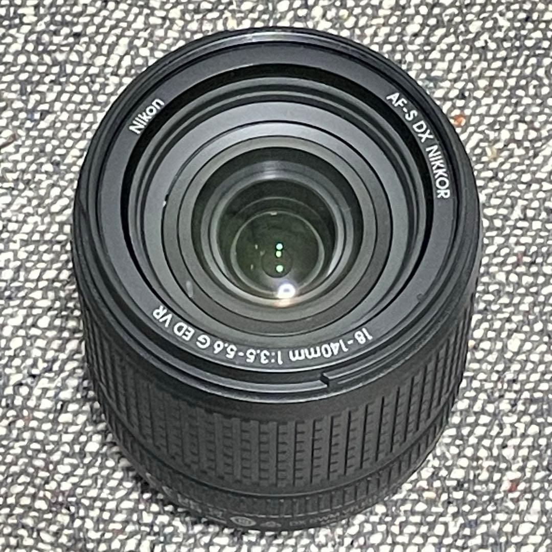 Nikon D7500 18-140 VRレンズキット｜シャッター数2093回 - メルカリ