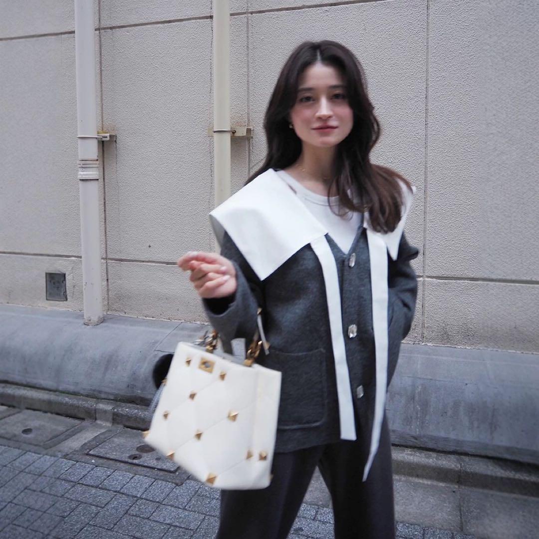 Bibiy. PENELOPE COLLAR KNIT ペネロペカラーニット - メルカリ