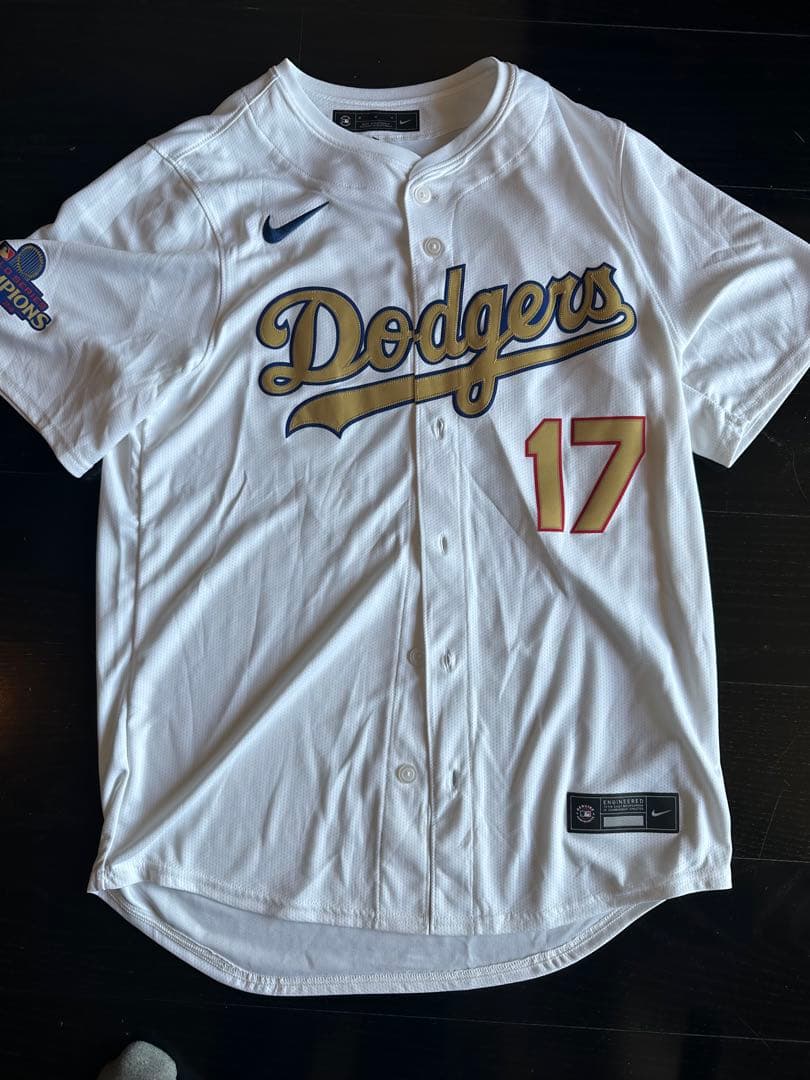 Nike Dodgers ユニフォーム 17番 ホワイト 大谷翔平 - メルカリ