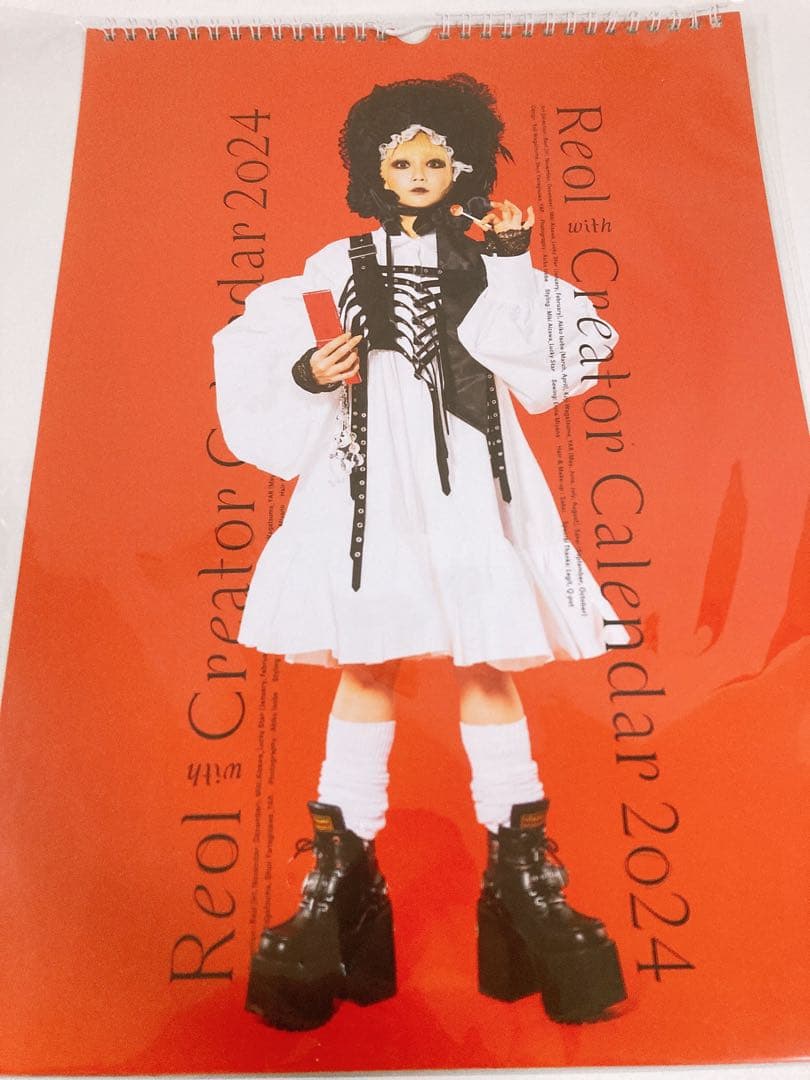Reol 2024 カレンダー アクリルスタンド
