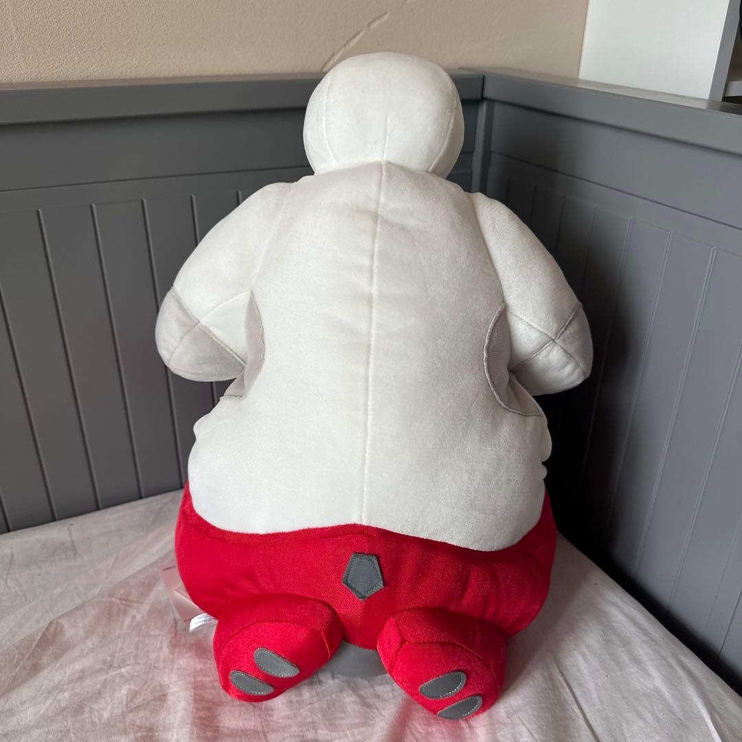 ディズニー限定 ベイマックスのハッピーライド ぬいぐるみマフ - メルカリ