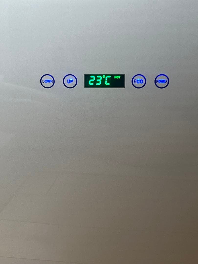 VERSOS 冷温庫 24L 保冷庫 -9℃~60℃ ミニ冷蔵庫 温度調節可能