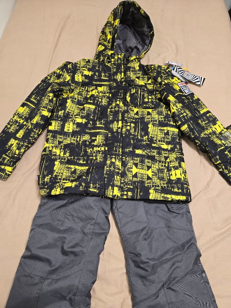 新品】 子ども用スキーウェア 黒/黄色 160cm - メルカリ