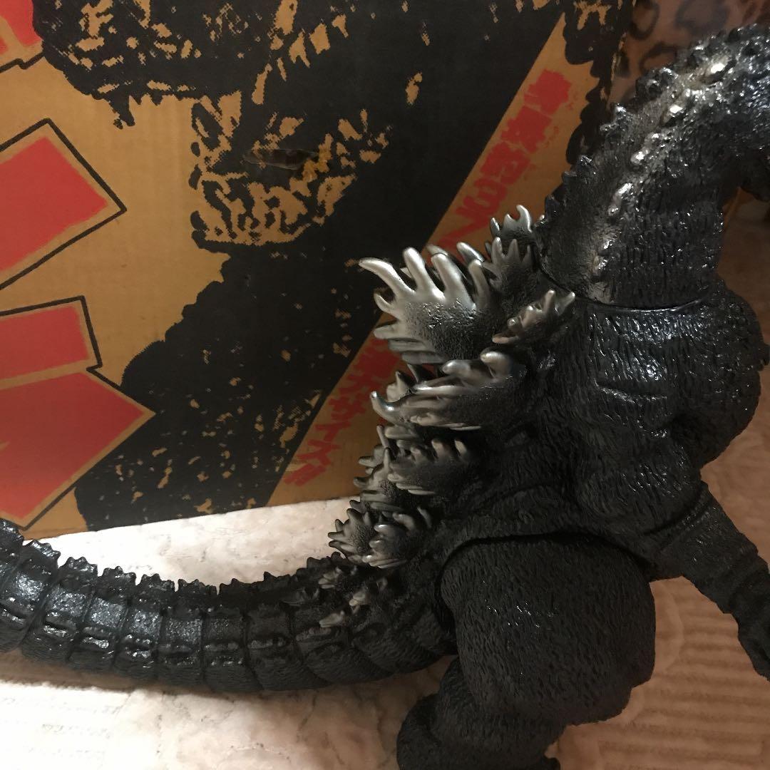 ゴジラ　バンダイ　フィギア　キングギドラ　バージョン