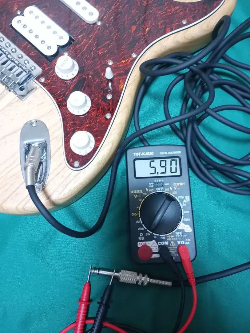 BACCHUS　UNIVERSE　エレキギター　バッカス　ユニバース