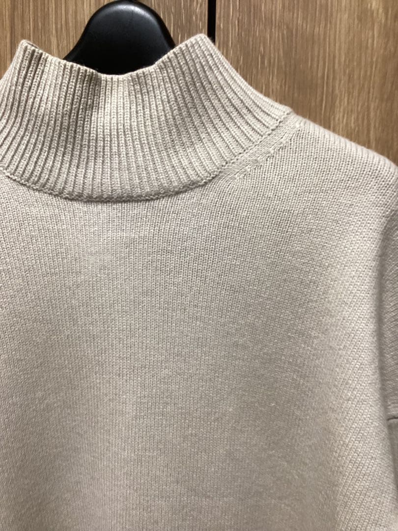 23区 ウールカシミヤブレンド スタンドネック ニット ベージュ系