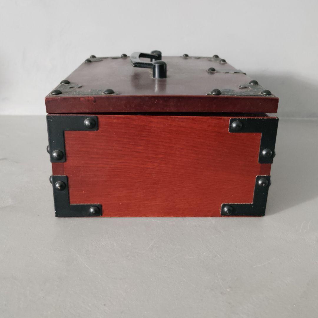 千両箱型 木製収納ボックス 貯金箱 木製×鉄製金具 - メルカリ