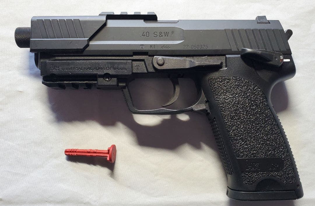 動作確認済み 東京マルイ 電動ガン H&K USP バッテリー付き