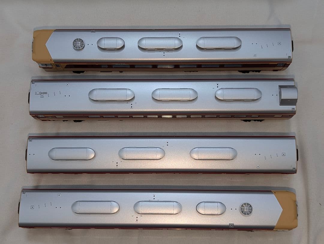 KATO　キハ82系　４両基本セット　【3-509-1】　HOゲージ