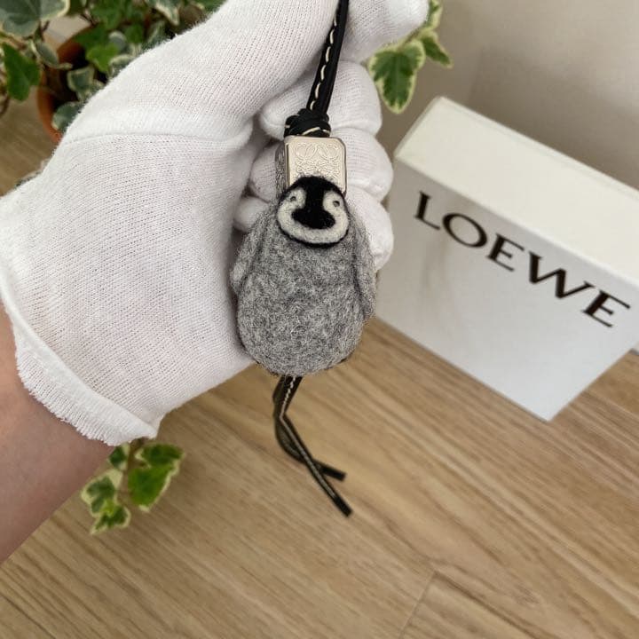 ロエベ LOEWE ベビーペンギンバッグチャーム アナグラムダイス