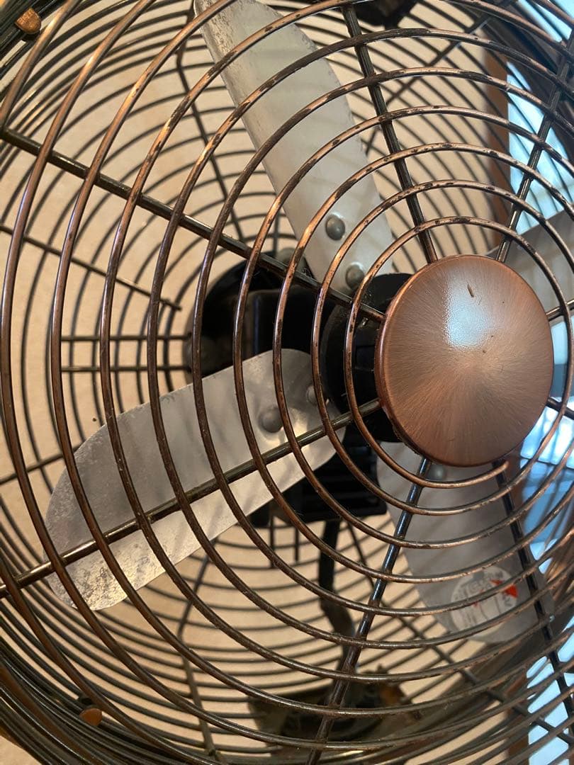 Pieria 3連タワー型 メタルBOX扇風機在庫 処分