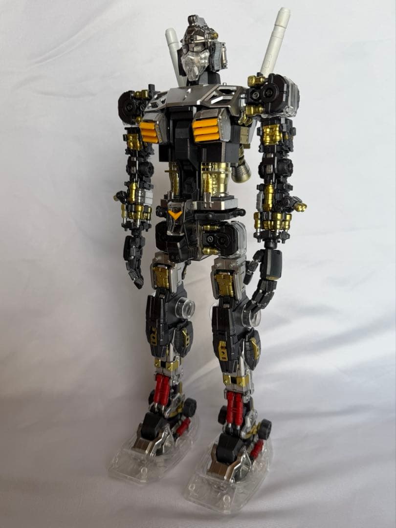 1/60 RX78-2ガンダム パーフェクトグレード クリアモデル