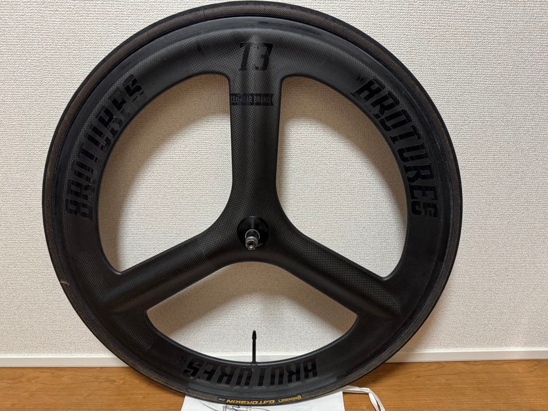 ブローチャーズ　BROTURES T3 バトンホイール　フロント　ストラップ込み BROTURES T3 CARBON WHEEL