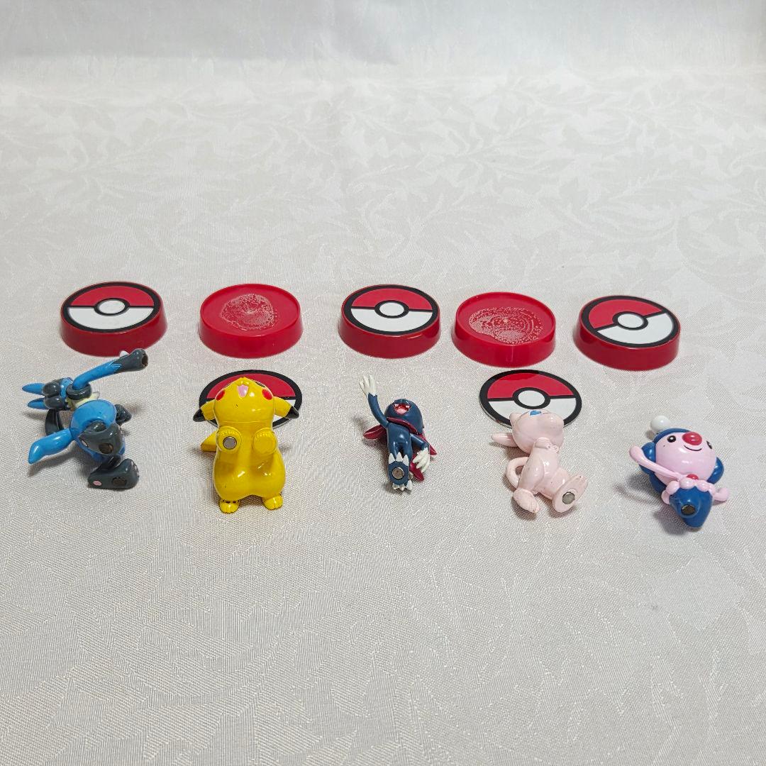 公*o様 モンコレ等　フィギュア　60体　まとめ売り