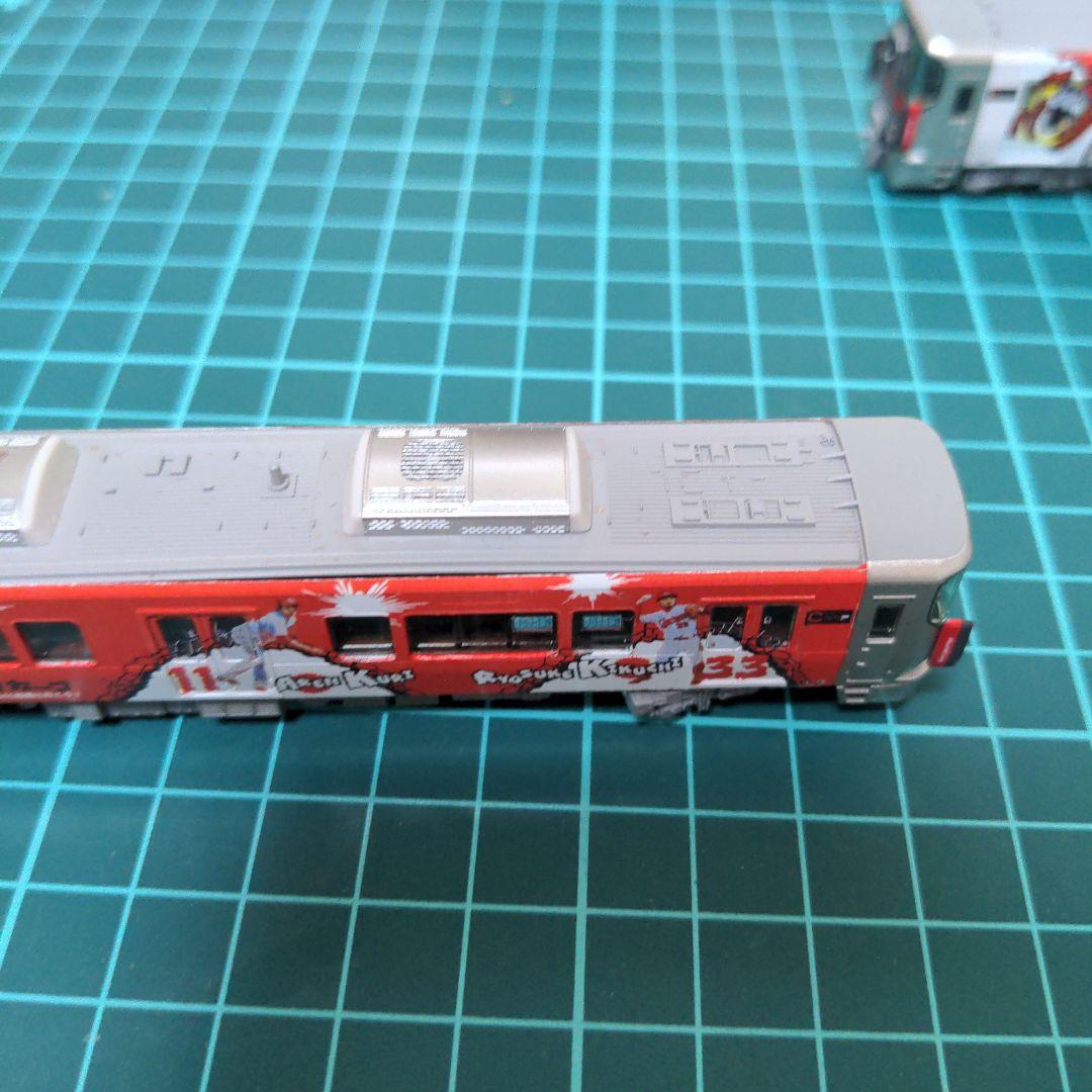 カープ応援仕様列車2両