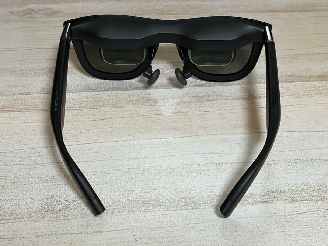 超美品 XREAL ONE PRO + XREAL Hub お得セット！ - メルカリ