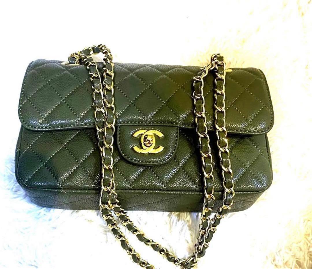 CHANEL チェーンバッグ マトラッセ グリーン ノベルティ