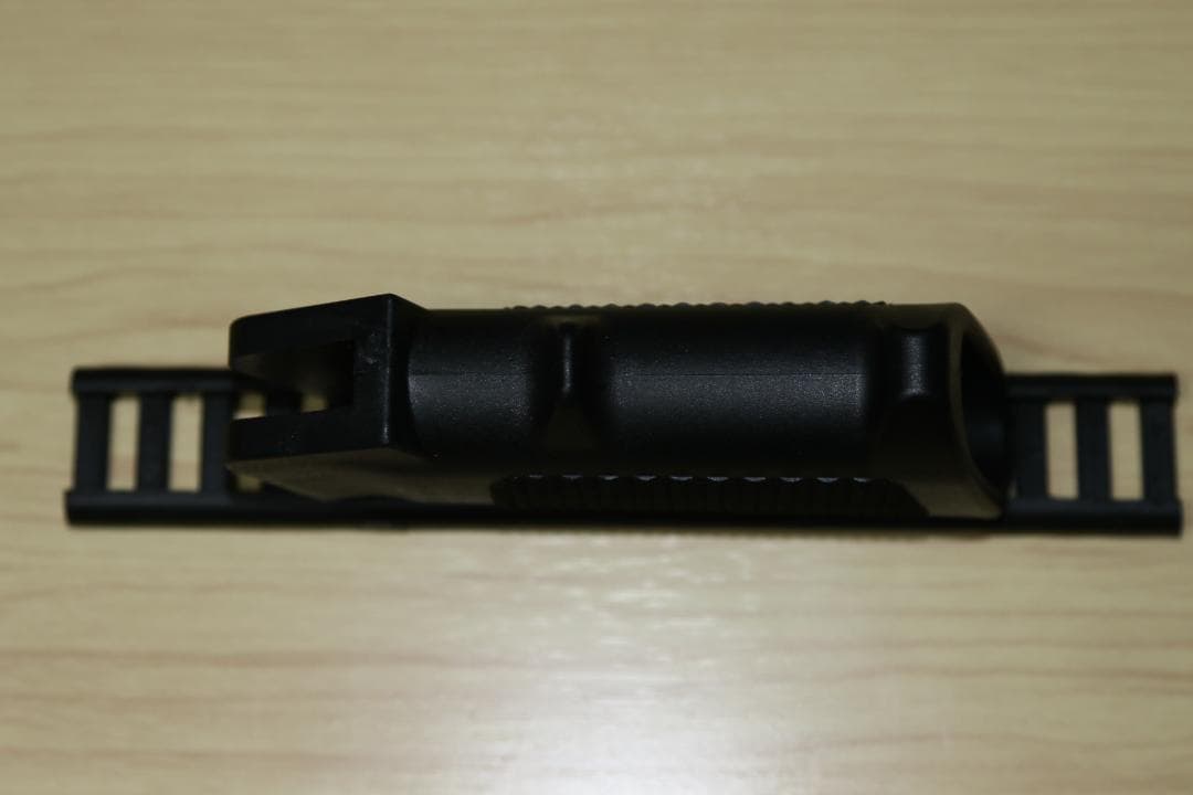 実物 COLT M4A1 A2 グリップ