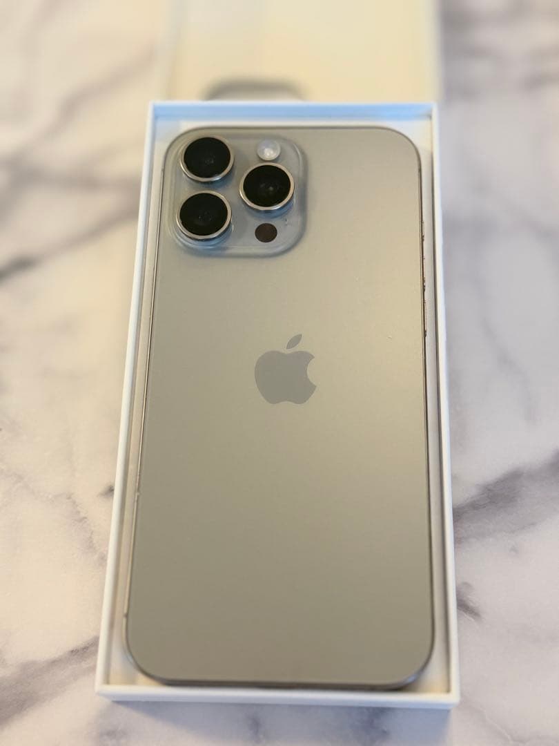 【超美品】iPhone16ProMax 512GB チタニウム➕保証付き iPhone 16 Pro Max 512GB - デザートチタニウム（SIMフリー）[整備済