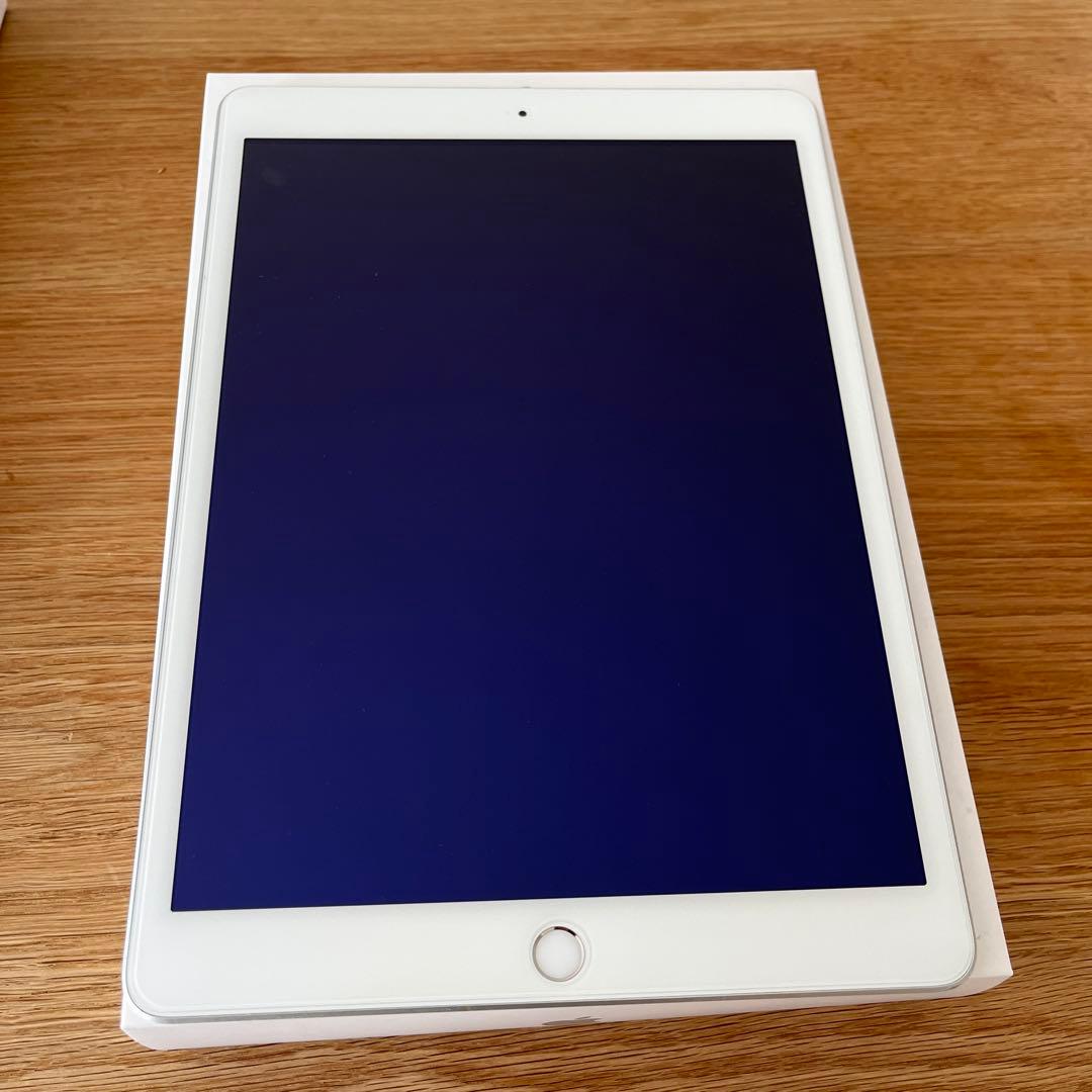 iPad8 第8世代 128GB WIFI ジャンク品 Amazon.co.jp: 【整備済み品】Apple iPad (第8世代) Wi-Fi 128GB