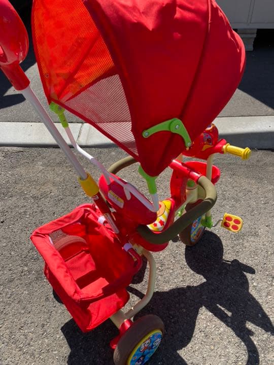 三輪車 それいけ! アンパンマンデラックスII レッド 215 - メルカリ