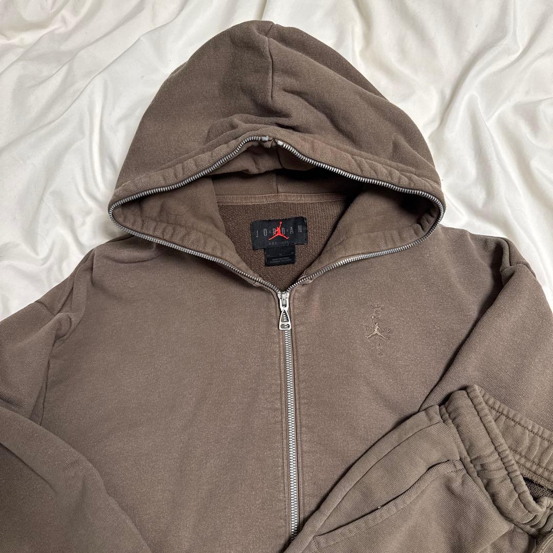 トラビススコット Jordan スウェットセット ブラウン - メルカリ