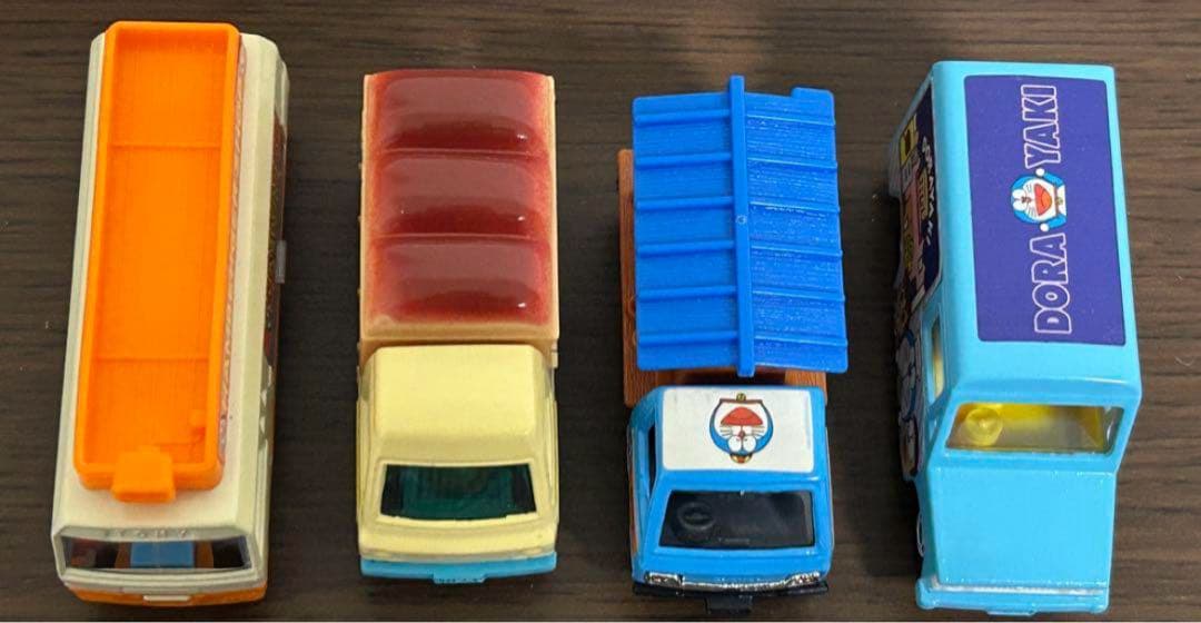 キャラトミカ ドラえもん たべもの販売車セット 運搬車セット 2点