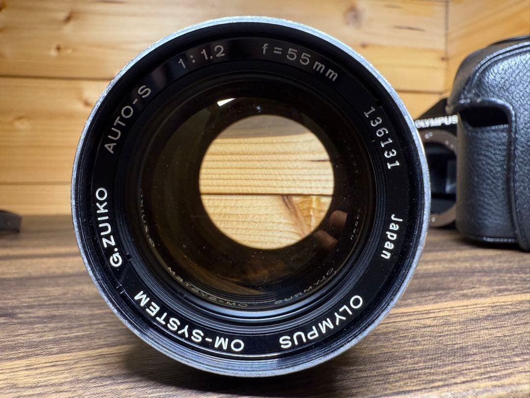 OLYMPUS OM-1 BLACK G.zuiko 55mm f1.2 - メルカリ