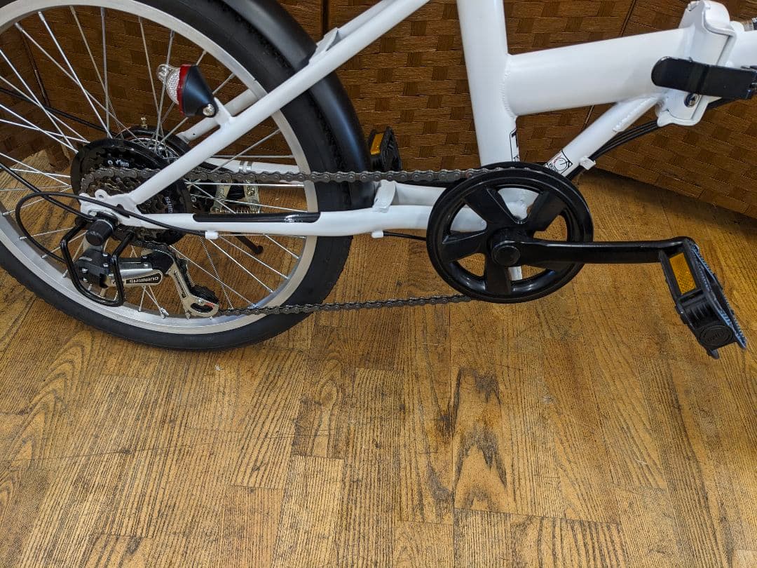 U056 美品 折りたたみ自転車 20インチ 6段変速 ホワイト - メルカリ