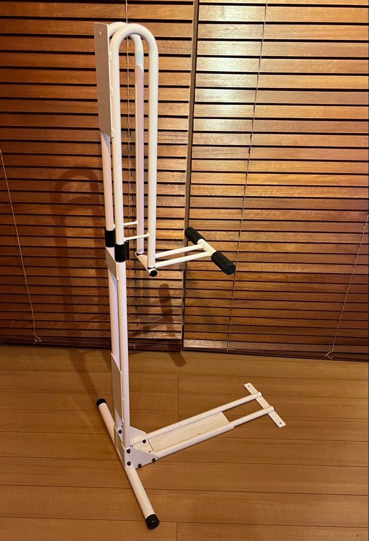 サイクルロッカー 自立型縦置きスタンド｜CS-650 WHITE サイクル