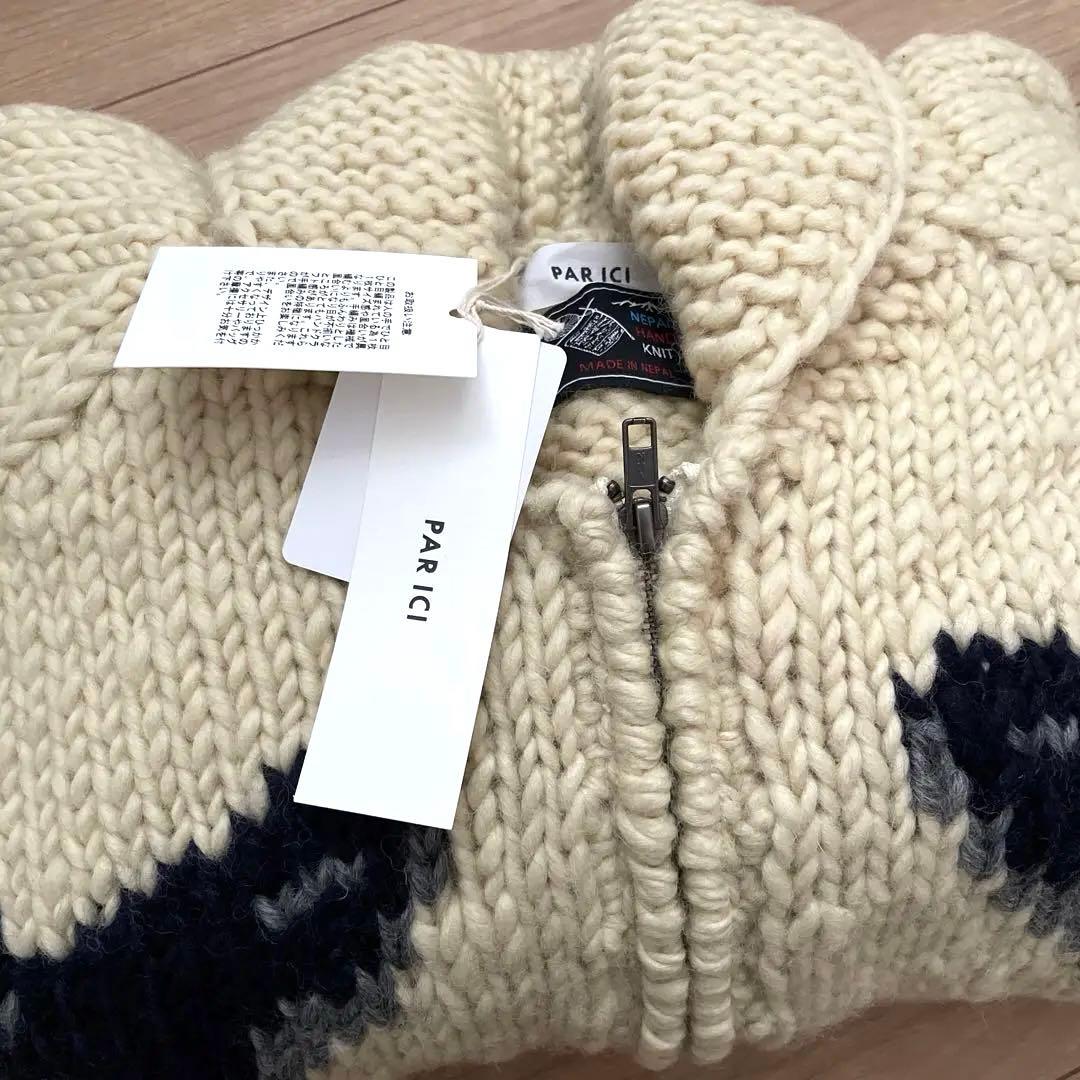 パーリッシィ カウチン ネパール手編み シャチインターシャZIP