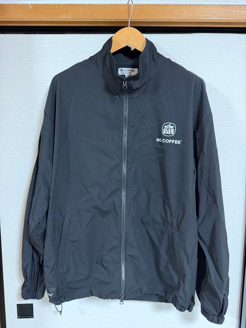 NO COFFEE × CLUBHAUS NO GOLFウィンドブレーカー - メルカリ