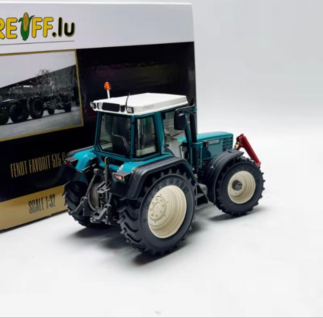 1/32 フェント 515C FAVORIT アロイ トラクター モデル