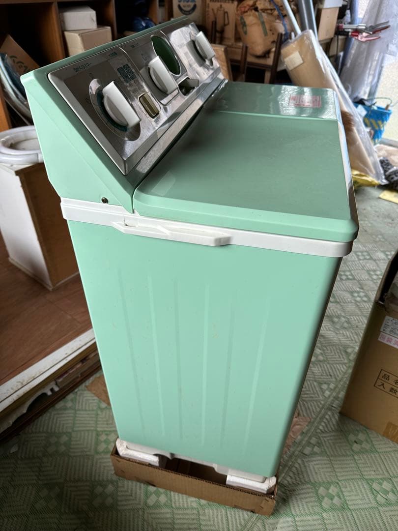 昭和レトロ TOSHIBA 二槽式洗濯機 銀河 VH1330 ミントグリーン - メルカリ