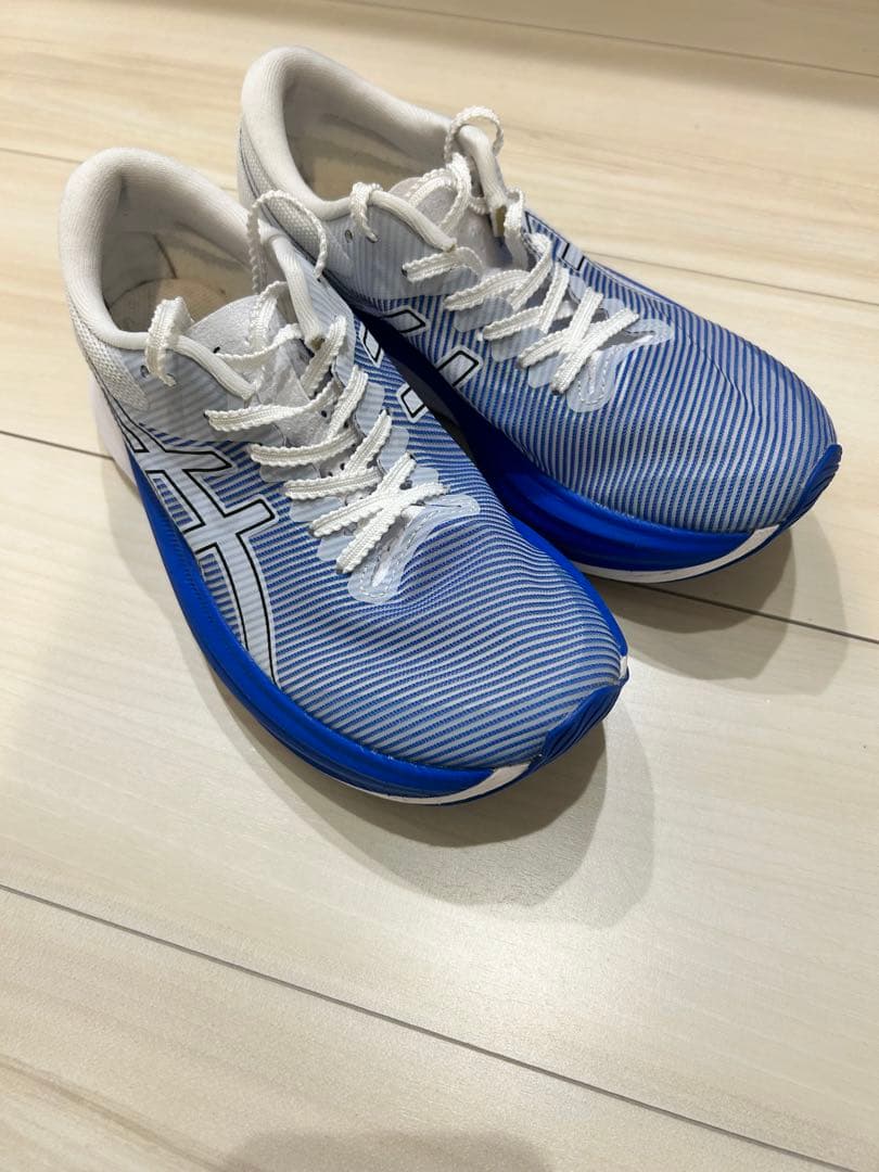 asics（アシックス）　S4 ランニングシューズ　　 22.5cm