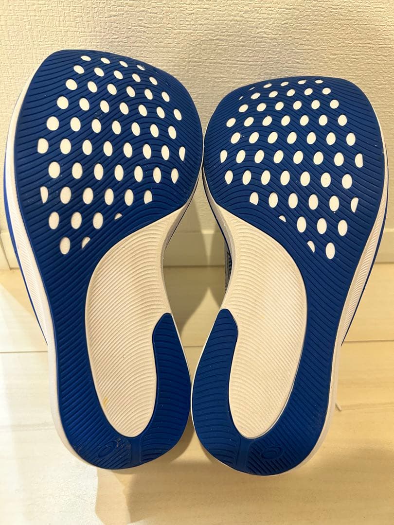 asics（アシックス）　S4 ランニングシューズ　　 22.5cm