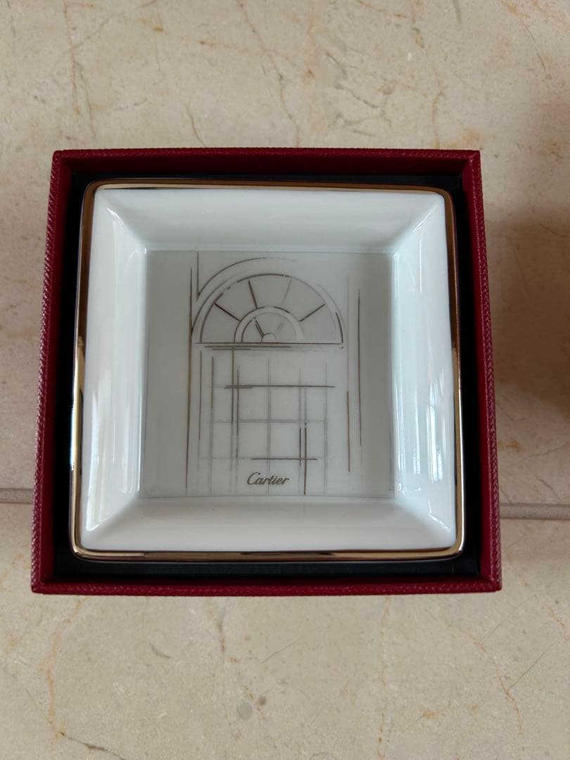 Cartier 窓デザイン 小物入れ ミニトレイアッシュトレイ新品未使用