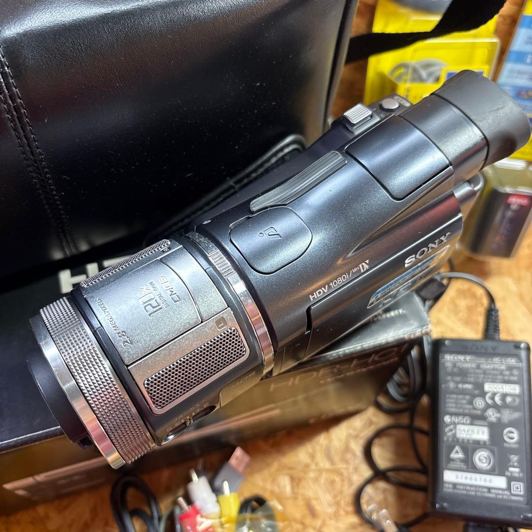 SONY ビデオカメラHDR-HC1 2005年グッドデザイン賞 おまけ多数 - メルカリ