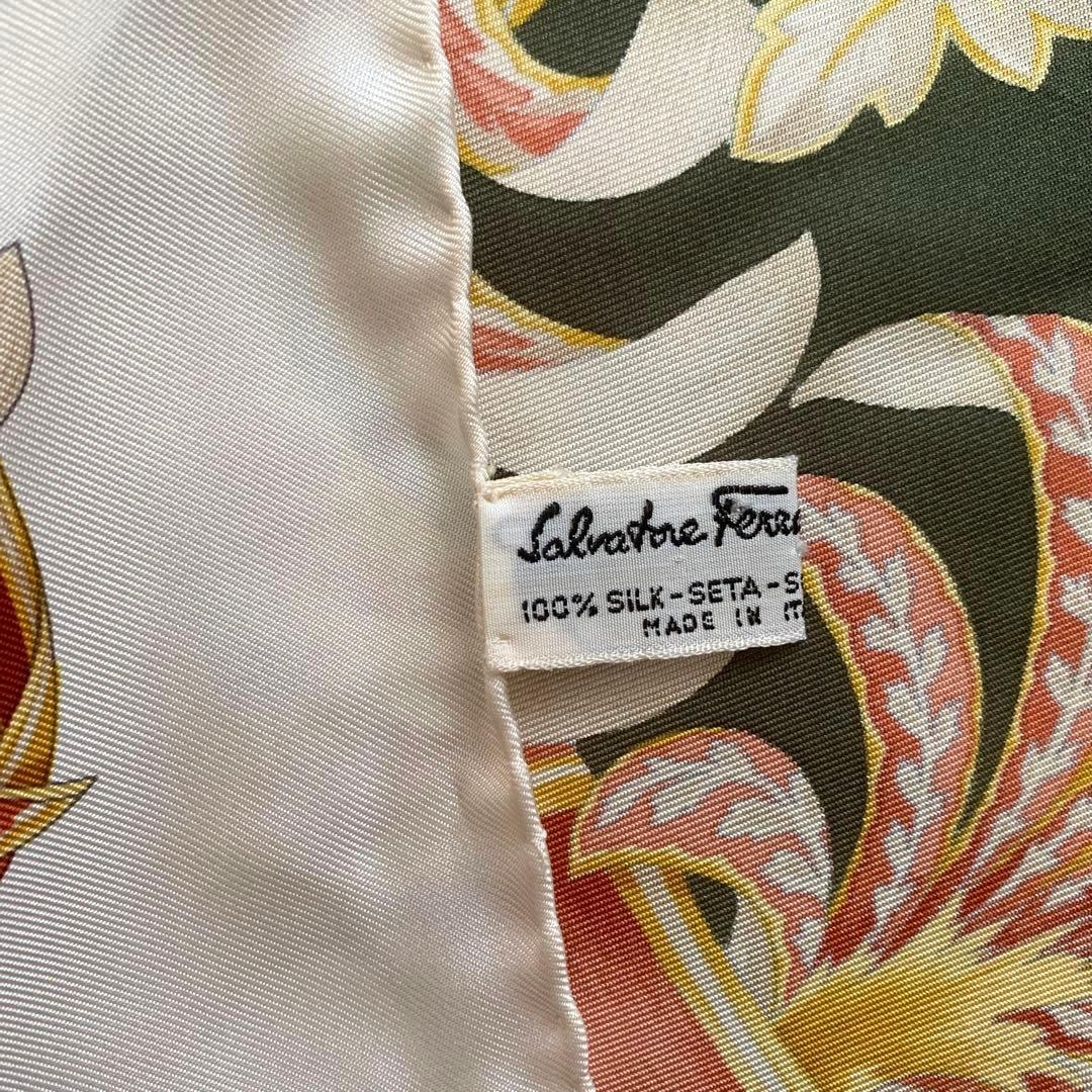 Salvatore Ferragamo サルヴァトーレ フェラガモ スカーフ - メルカリ
